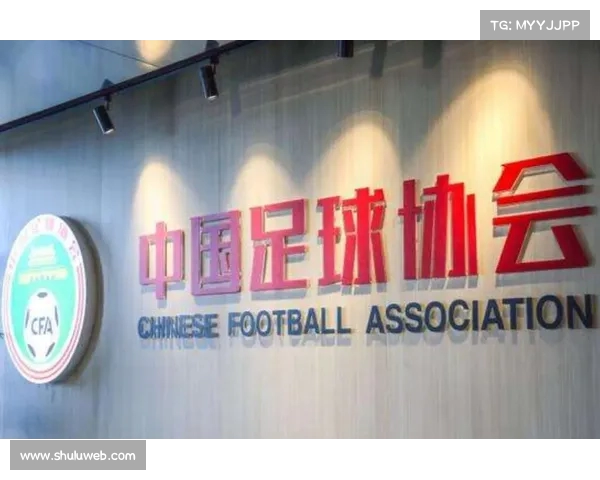 足球俱乐部出售球员合同解析及其对球队运营与市场影响分析